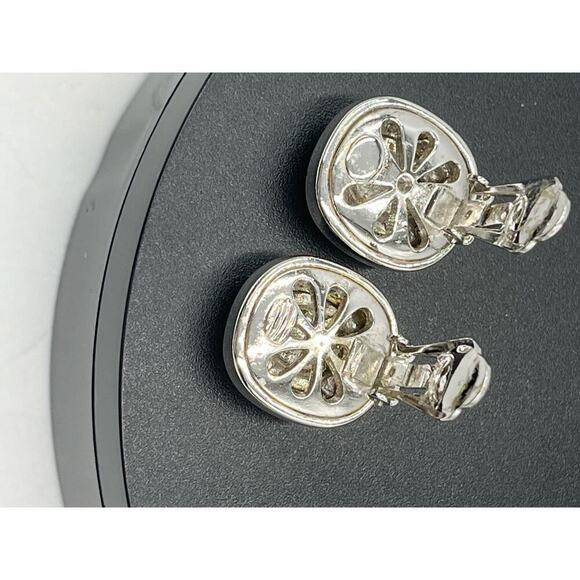 TJ M USA Signed Vintage Square Gold Silver Tone Mixed Metal Runway Clip earring - Picture 4 of 13